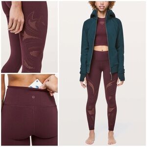 Lululemon maroon “Reveal Tight”